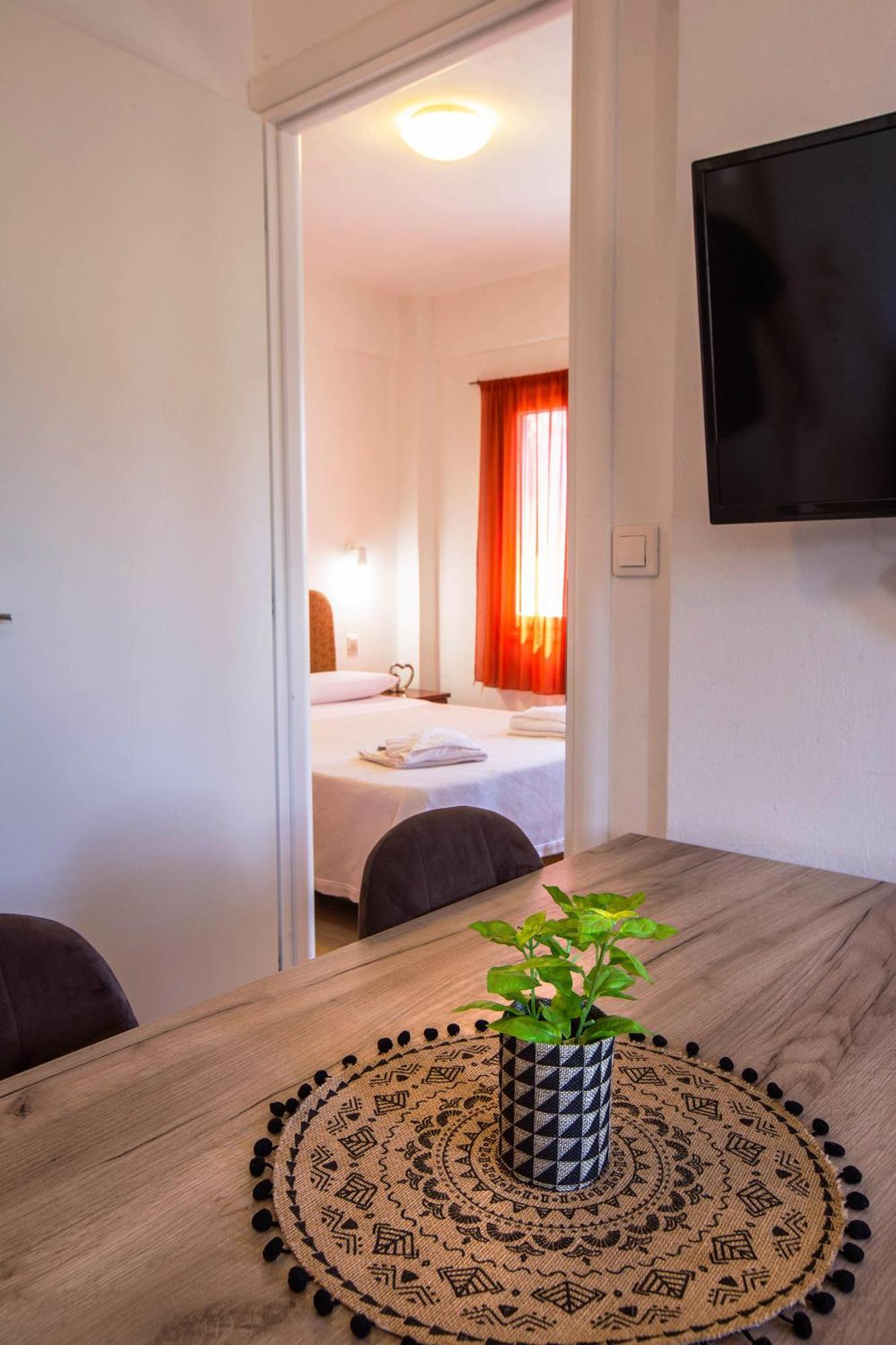 Romanos Beach Villas Екстериор снимка