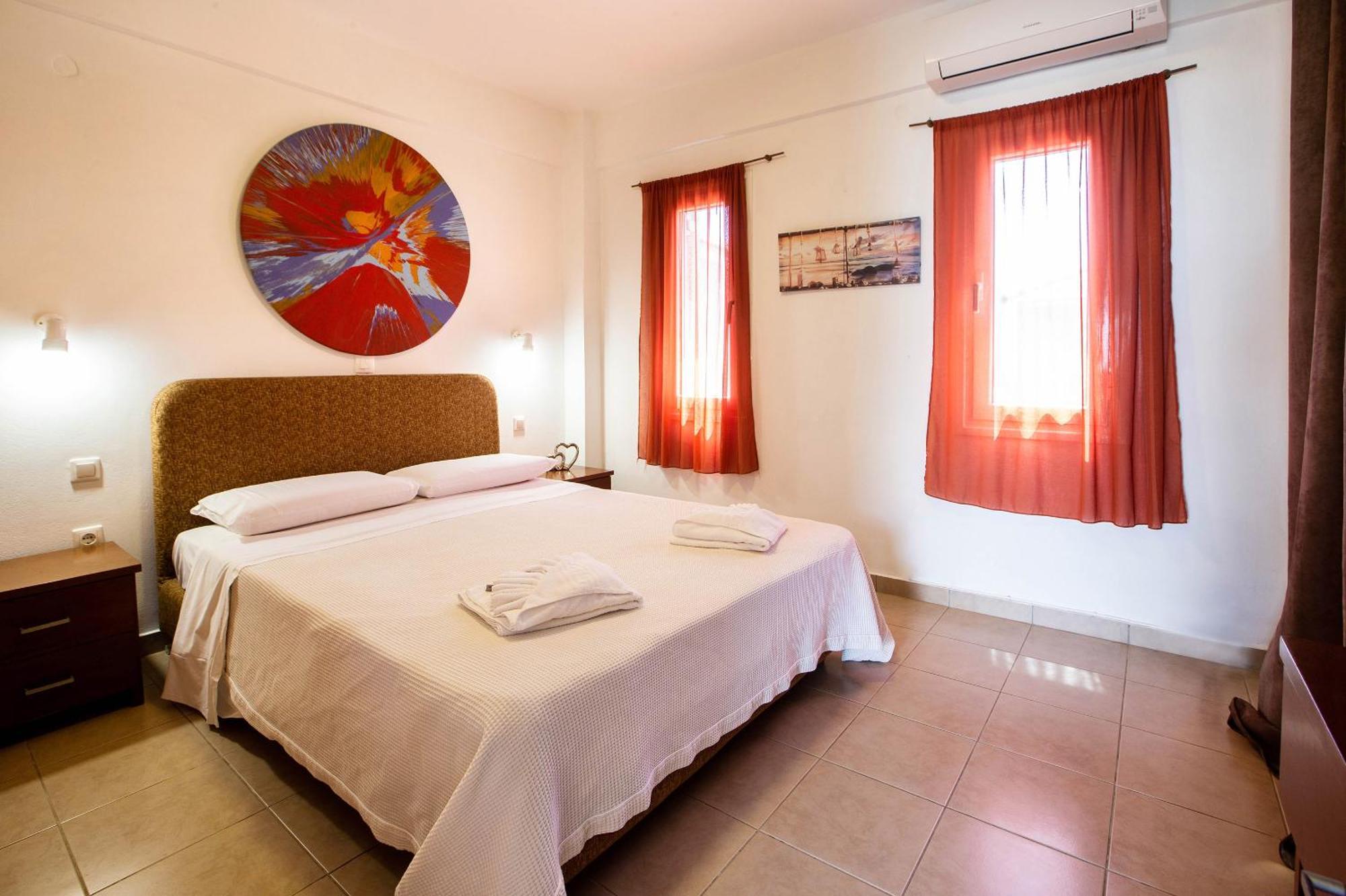 Romanos Beach Villas Екстериор снимка