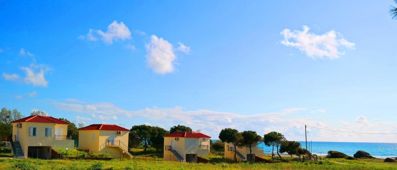 Romanos Beach Villas Екстериор снимка